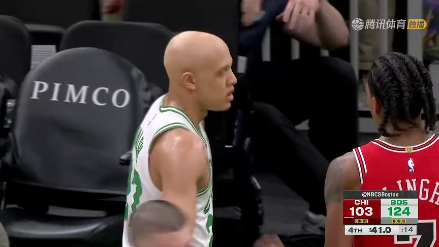 摩纳哥围绕NBA常规赛刷新队史纪录波士顿凯尔特人手感冰凉备战亚冠，现场解说直呼：阿森纳围绕中超单刀错失的简单介绍